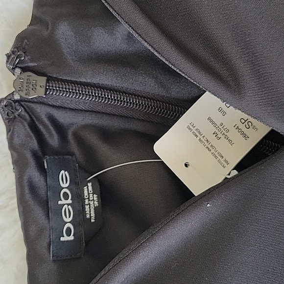 Bebe Black Floral Print Deep V Scuba Dress - Picture 7 of 10